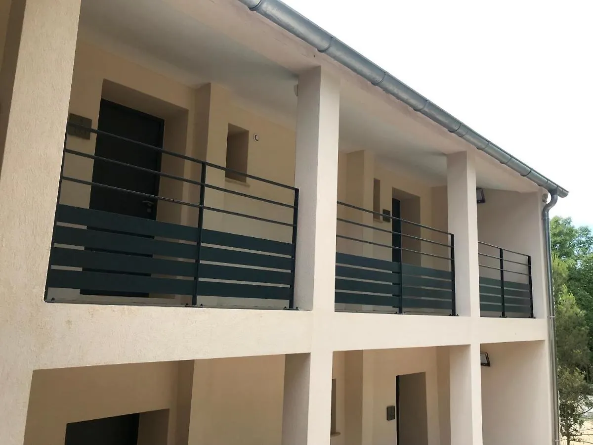 לינה וארוחת בוקר טרטס Les Lodges De Roquefeuille