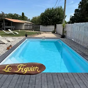  Hébergement de vacances Les Mazets Du Paty